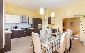 Apartment Luana A1